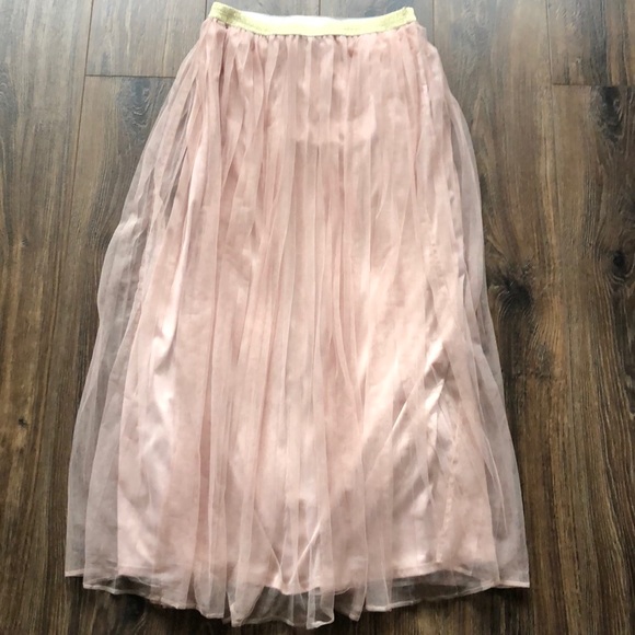 LC Lauren Conrad Dresses & Skirts - Soft pink tulle skirt size M